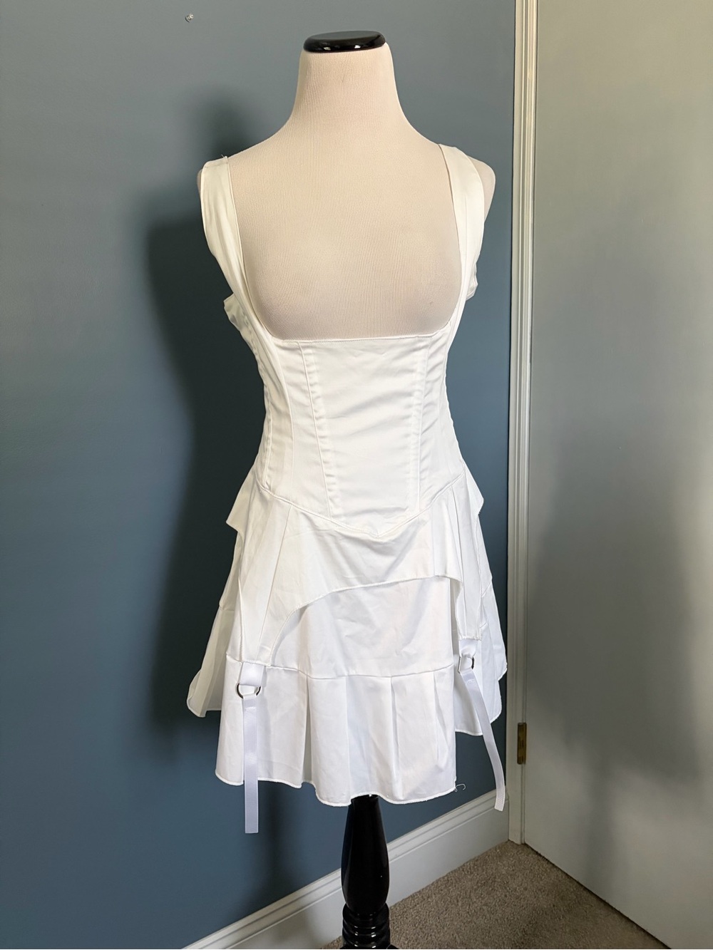 Dibo Bodi Under Bust White Corset Dress Size Large